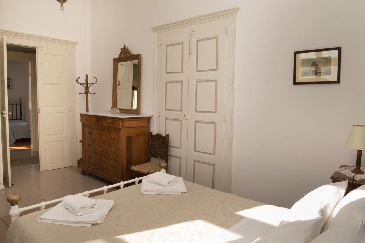 1861 Mansion Spetses Villa Bagian luar foto