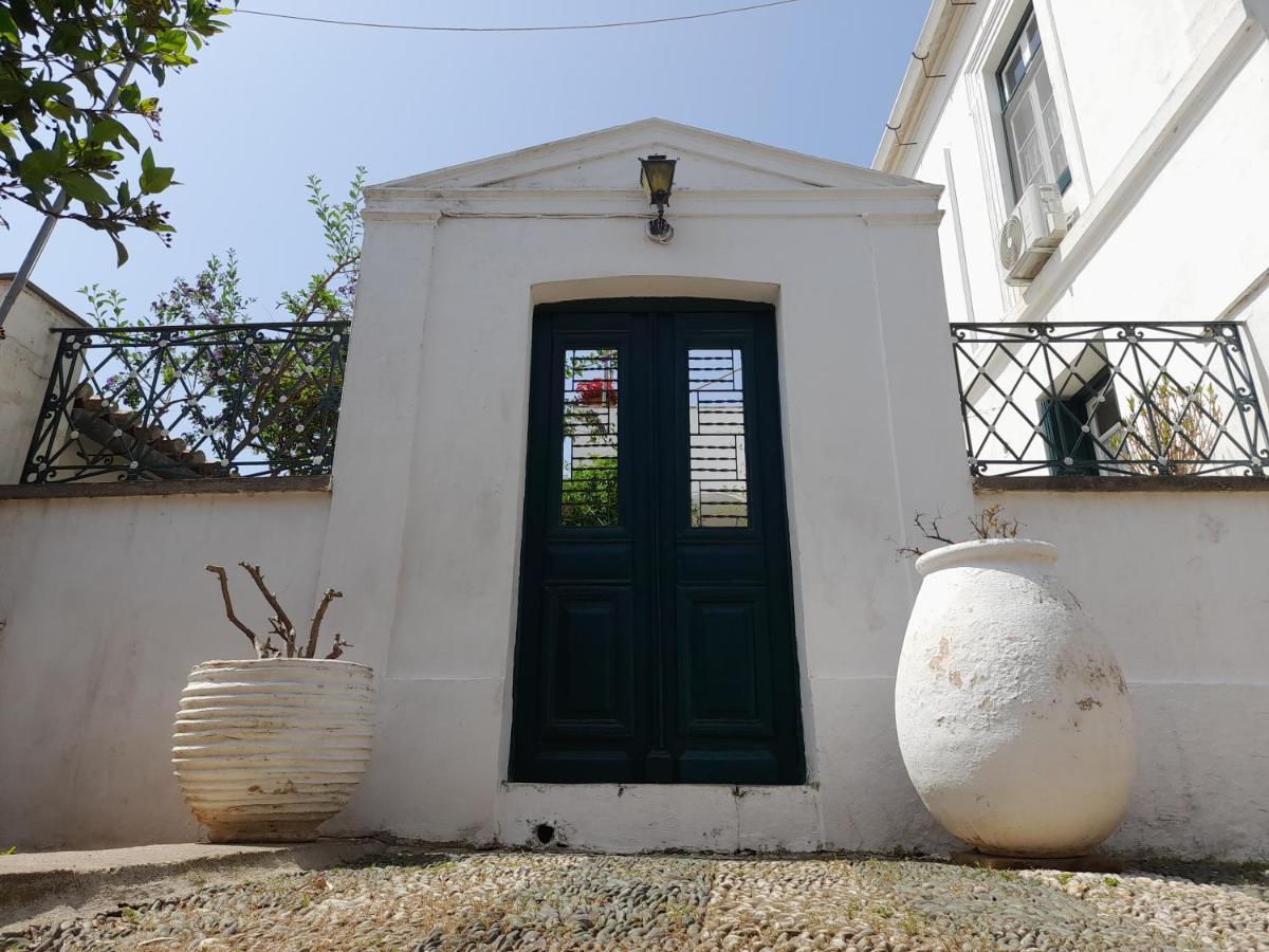 1861 Mansion Spetses Villa Bagian luar foto